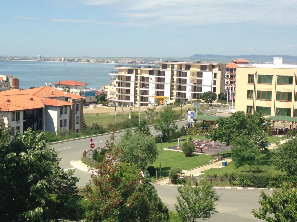 Yanis Guest House Sveti Vlas Exterior foto